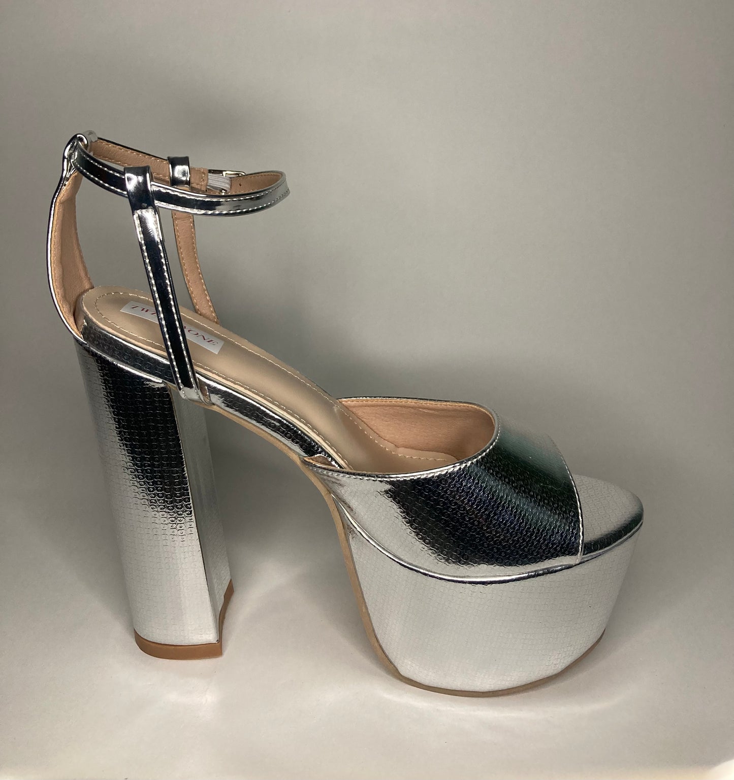 Women High Heel Platform Hollow LIMITED EDITION
